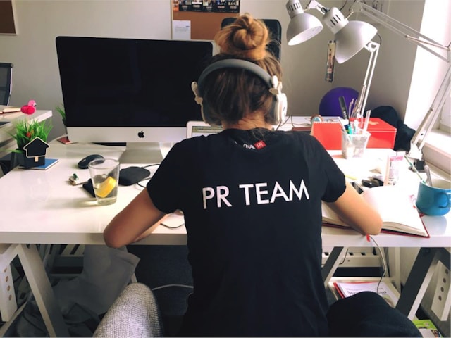 Remote team working together using laptops and cloud productivity tools.